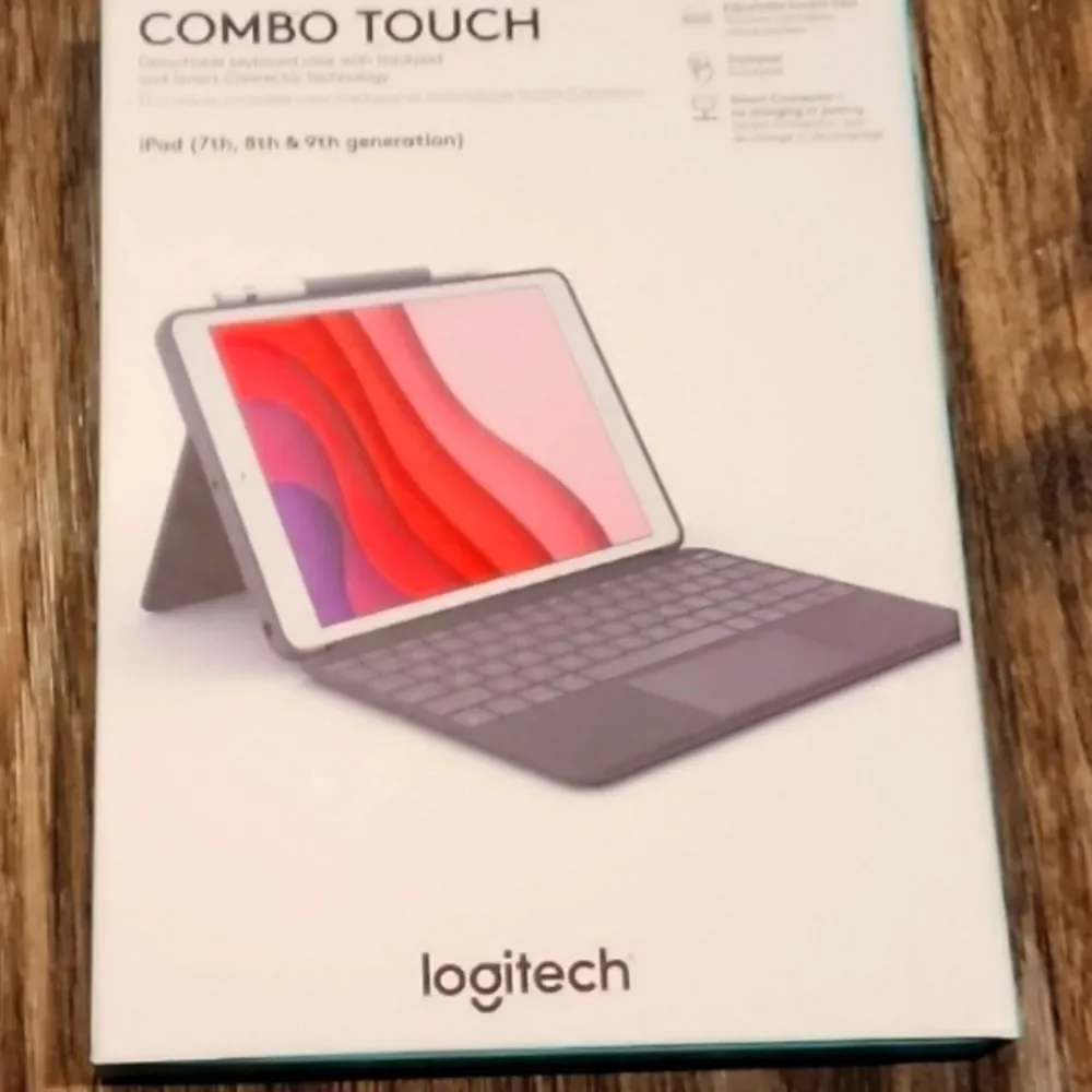 Logitech Combo Touch Detachable Keyboard Case w/Trackpad & Smaet Connector Techn
